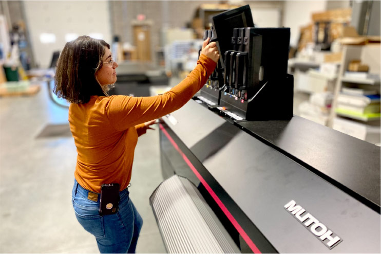 Wholesale print service women at work