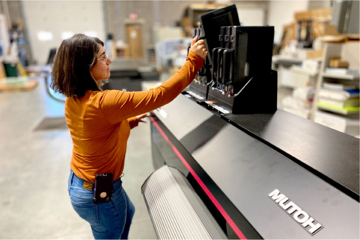 Wholesale print service women at work